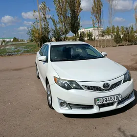 Toyota Camry 2012