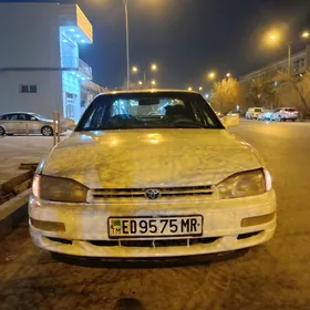 Toyota Camry 1993