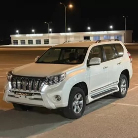 Toyota Land Cruiser Prado 2014