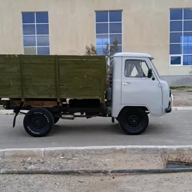 UAZ 452 1994