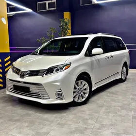 Toyota Sienna 2018