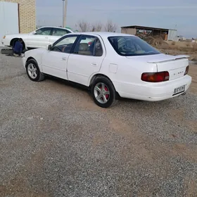 Toyota Camry 1995