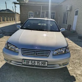 Toyota Camry 1997