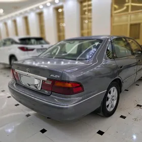 Toyota Avalon 1999