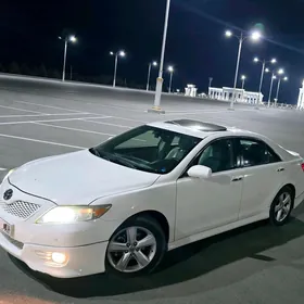 Toyota Camry 2011