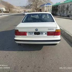 BMW 525 1990