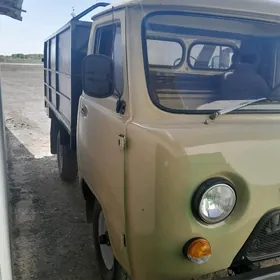 UAZ 2206 1993