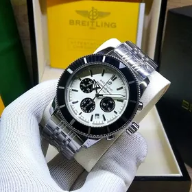 Breitling sagat часы