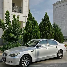 BMW E60 2004