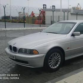 BMW E39 2002