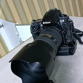 Nikon D700 D90