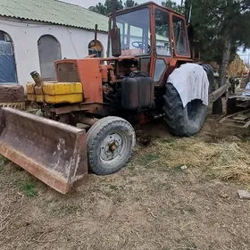 MTZ 80 2001