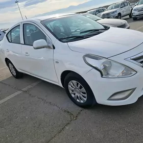 Nissan Sunny 2014