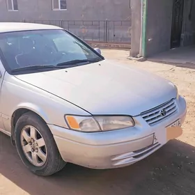 Toyota Camry 1997