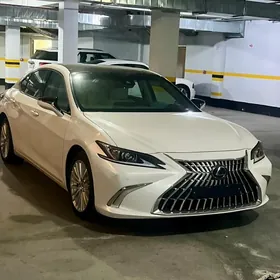 Lexus ES 350 2023