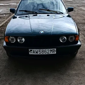 BMW 525 1992