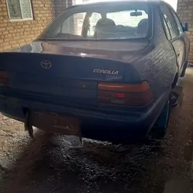 Toyota Corolla 1992