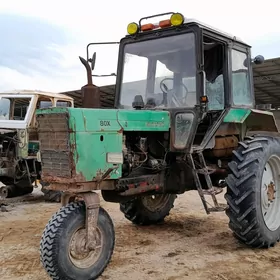 MTZ 80 2005