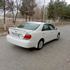 Toyota Camry 2003