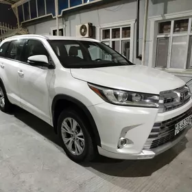 Toyota Highlander 2017