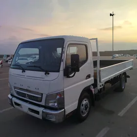 Mitsubishi Canter 2024