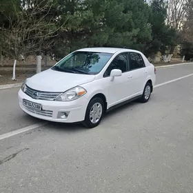 Nissan Versa 2010