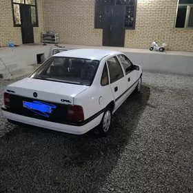 Opel Vectra 1990