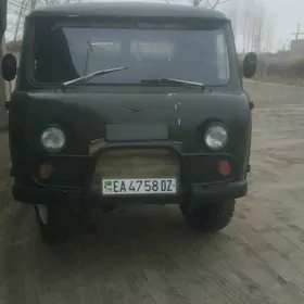 UAZ Profi 1998