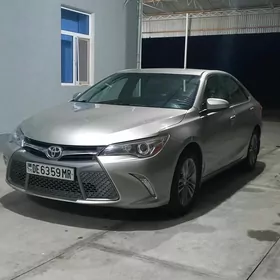 Toyota Camry 2015