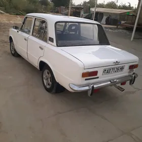 Lada 2104 1980