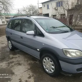 Opel Zafira 2002