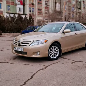 Toyota Camry 2010