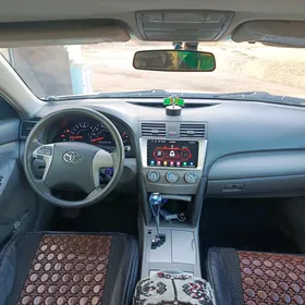 Toyota Camry 2010