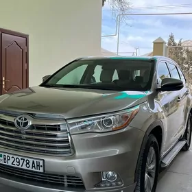 Toyota Highlander 2016