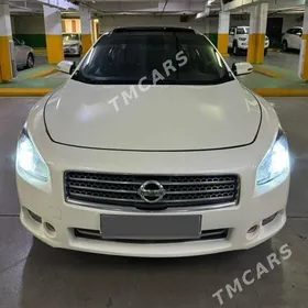 Nissan Maxima 2011