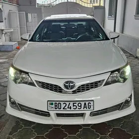 Toyota Camry 2012