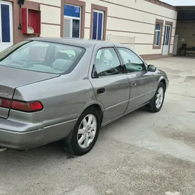 Toyota Camry 1999