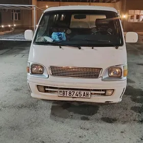 Toyota Hiace 2002