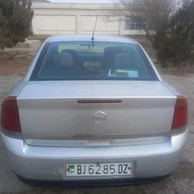 Opel Signum 2002