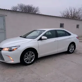 Toyota Camry 2017