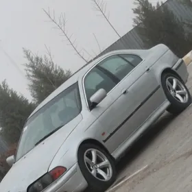 BMW E39 1998