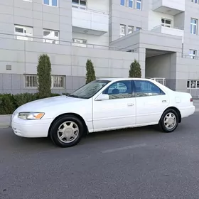 Toyota Camry 1998