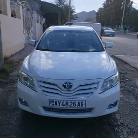 Toyota Camry 2010