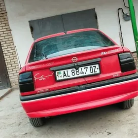 Opel Vectra 1990