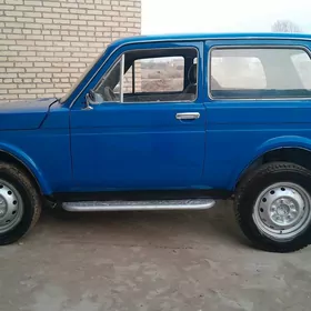 Lada Niva 1983