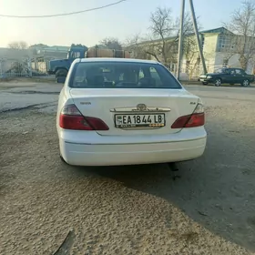 Toyota Avalon 2000