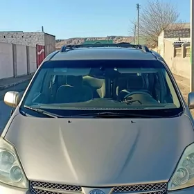 Toyota Sienna 2004