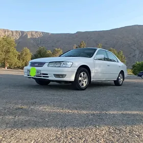 Toyota Camry 2000