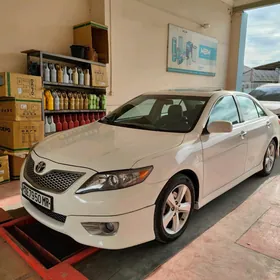 Toyota Camry 2011