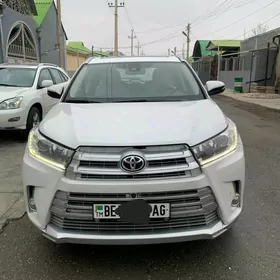 Toyota Highlander 2017